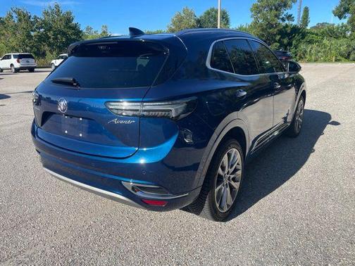 Sapphire Metallic 2022 Buick Envision FWD Avenir