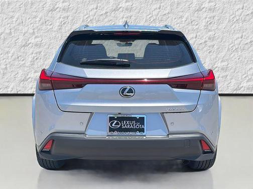Iridium 2026 Lexus UX 300h Premium