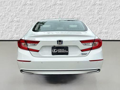 Platinum White Pearl 2022 Honda Accord Hybrid Touring