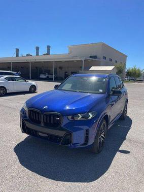 2025 BMW X5 M60i
