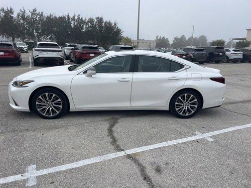 2020 Lexus ES 350 Base