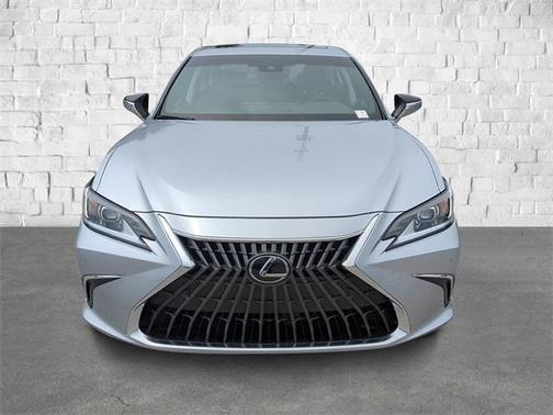 2025 Lexus ES 300h Base