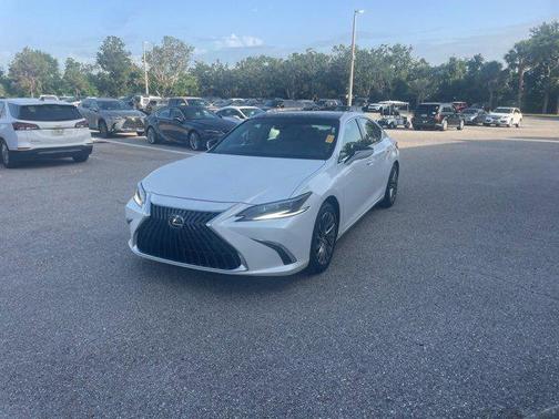 2025 Lexus ES 350 Ultra Luxury