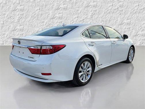 2013 Lexus ES 300h Base