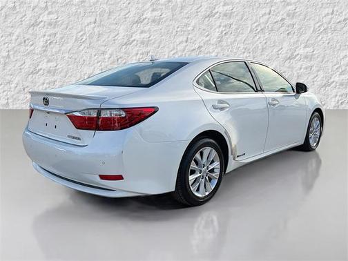 2013 Lexus ES 300h Base