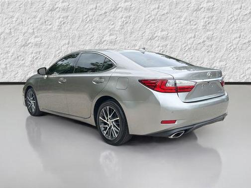 Atomic Silver 2016 Lexus ES 350 Base