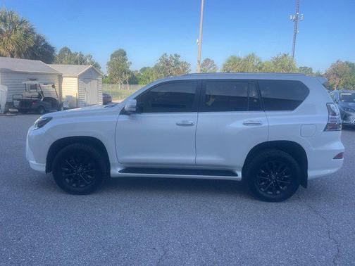2023 Lexus GX 460 Premium