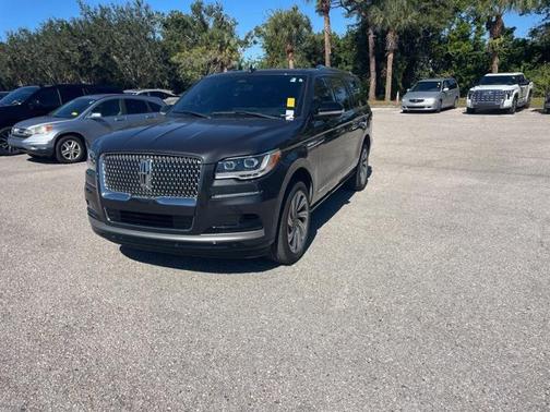 2023 Lincoln Navigator Reserve