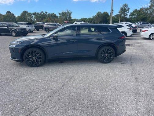 2025 Toyota Crown Signia Limited