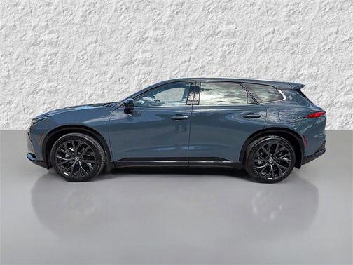 2025 Toyota Crown Signia Limited