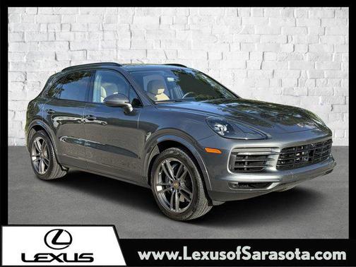 2023 Porsche Cayenne Platinum Edition