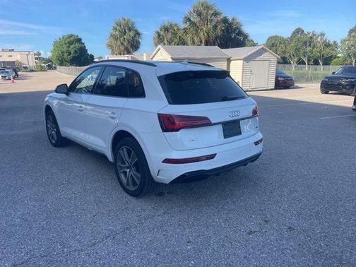 2025 Audi Q5 45 S line Premium
