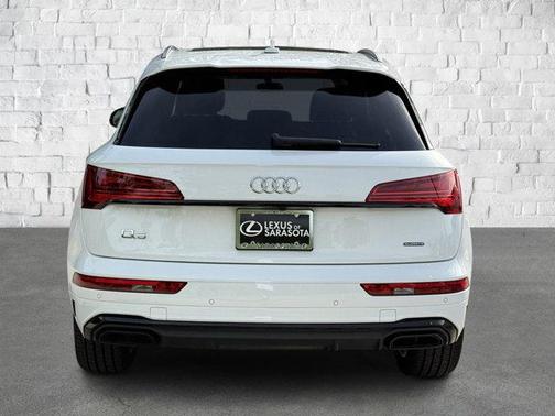 2025 Audi Q5 45 S line Premium