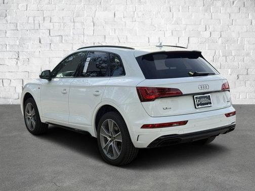 2025 Audi Q5 45 S line Premium