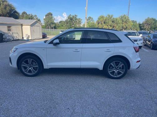 2025 Audi Q5 45 S line Premium