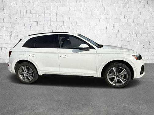 2025 Audi Q5 45 S line Premium