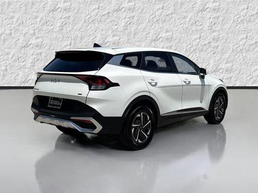 Snow White Pearl 2023 Kia Sportage Hybrid LX