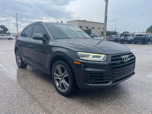 Gray Metallic 2019 Audi Q5 45 Premium