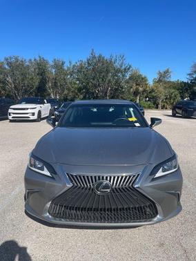 2019 Lexus ES 350 Base