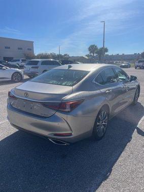 2019 Lexus ES 350 Base