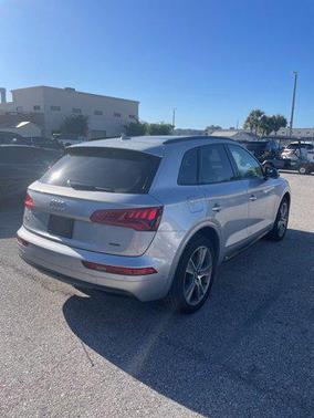 Silver Metallic 2019 Audi Q5 2.0T Premium Plus