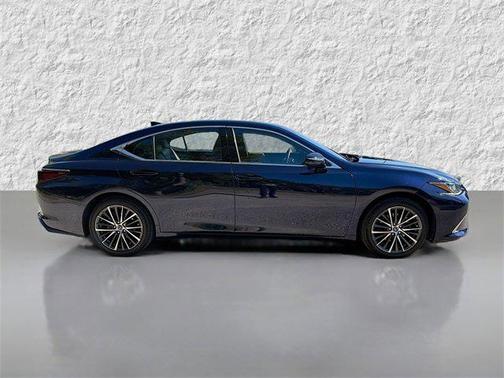 2023 Lexus ES 350 Base