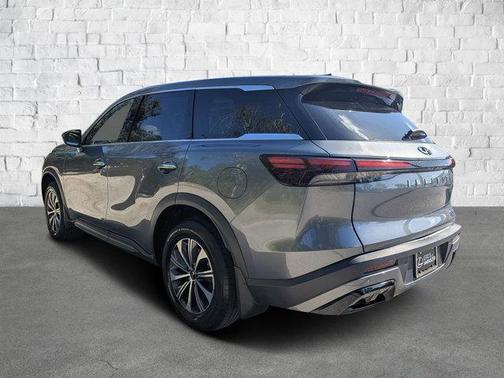 2022 INFINITI QX60 Pure