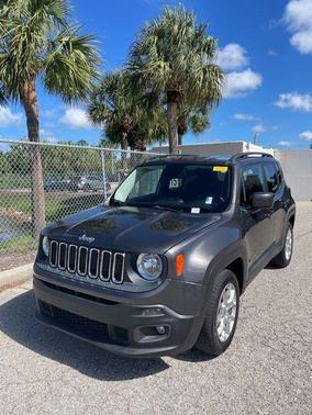 Granite Crystal Metallic Clearcoat 2017 Jeep Renegade Latitude