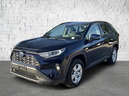 2019 Toyota RAV4 Hybrid XLE