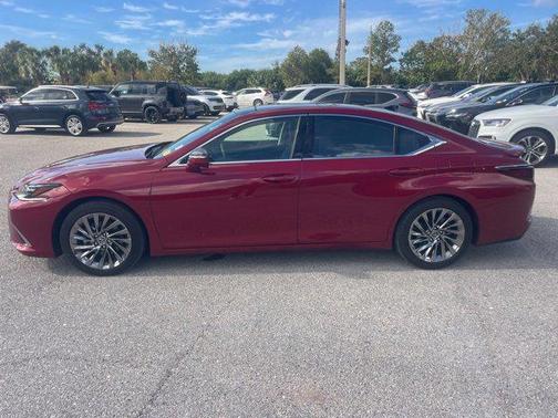 2024 Lexus ES 350 Ultra Luxury