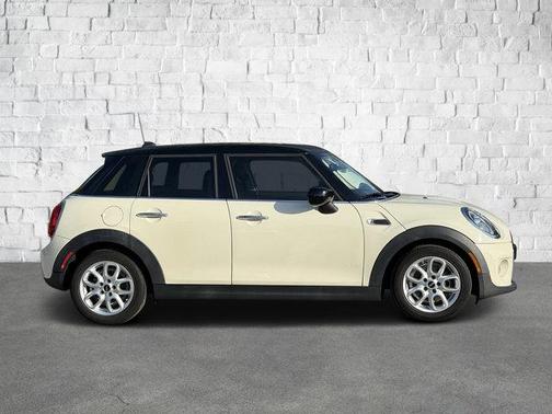 2021 MINI Hardtop Oxford Edition