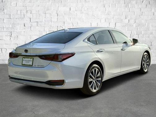 2021 Lexus ES 250 Base