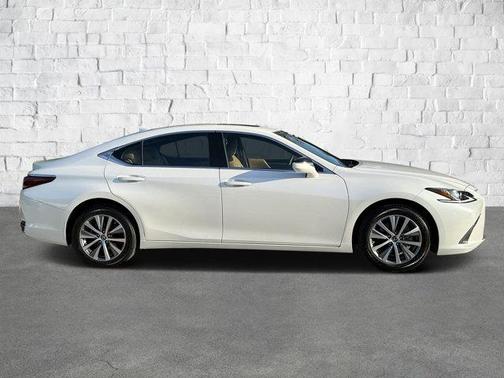 2021 Lexus ES 250 Base