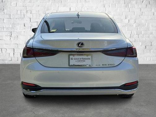 2021 Lexus ES 250 Base