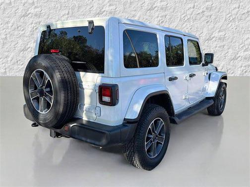 2023 Jeep Wrangler 4-Door Sahara 4x4