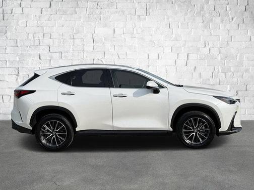 2025 Lexus NX 250 Base