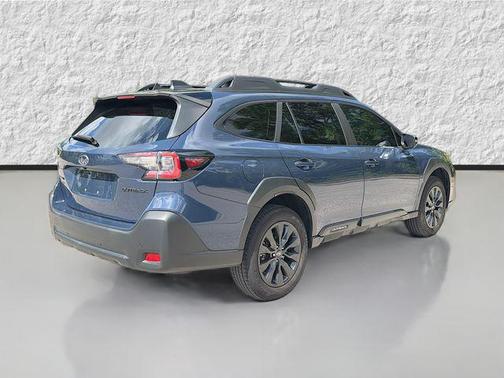 Cosmic Blue Pearl 2024 Subaru Outback Onyx Edition