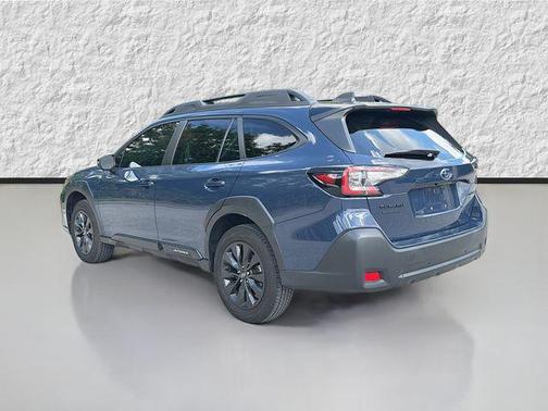 Cosmic Blue Pearl 2024 Subaru Outback Onyx Edition