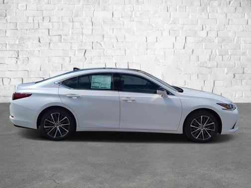 2025 Lexus ES 350 Base