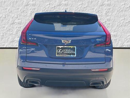 2021 Cadillac XT4 Luxury