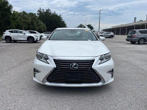 Eminent White Pearl 2018 Lexus ES 350 Base