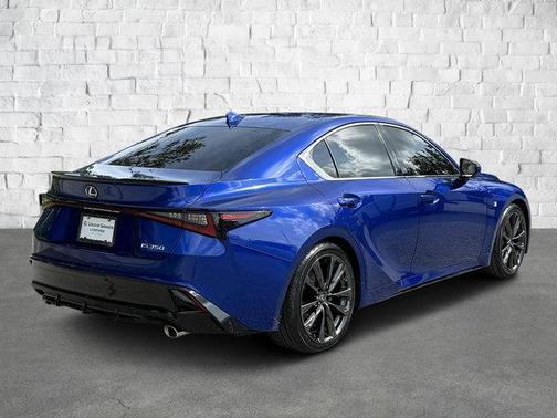 2022 Lexus IS 350 Base