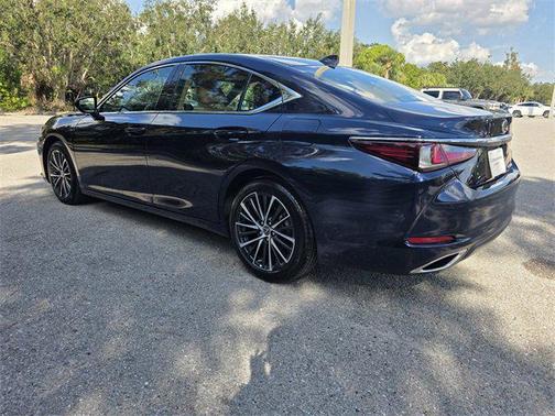 2025 Lexus ES 350 Base