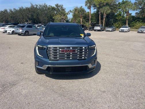 2025 GMC Acadia Denali