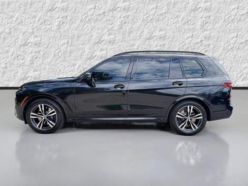 Black Sapphire Metallic 2024 BMW X7 xDrive40i