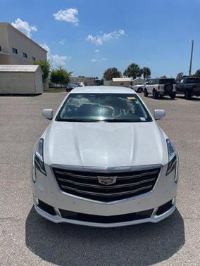 Crystal White Tricoat 2018 Cadillac XTS Luxury
