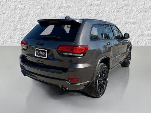 2021 Jeep Grand Cherokee Laredo