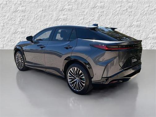 2024 Lexus RZ 450e Luxury