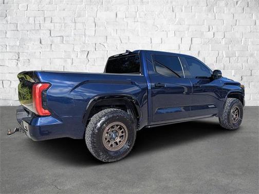 2022 Toyota Tundra Hybrid Platinum