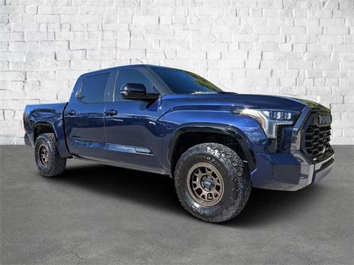 2022 Toyota Tundra Hybrid Platinum